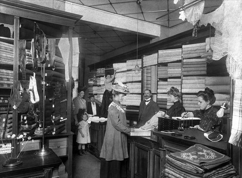 Manufakturhandler Wraa, ca. 1910